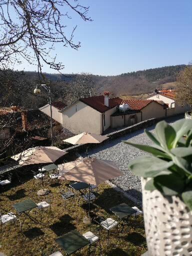 Hostel Skrla Divača Zewnętrze zdjęcie